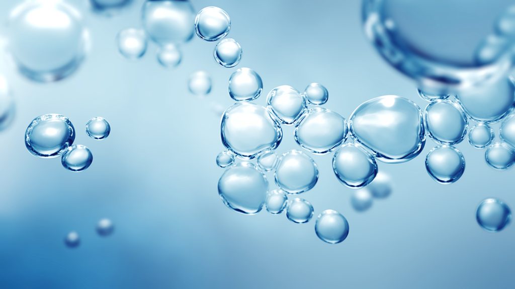 Immagine illustrativa per applicazione di idrogeno verde prodotto da acqua di mare nel primo test di rifornimento a un'imbarcazione nel cantiere Baglietto di La Spezia.